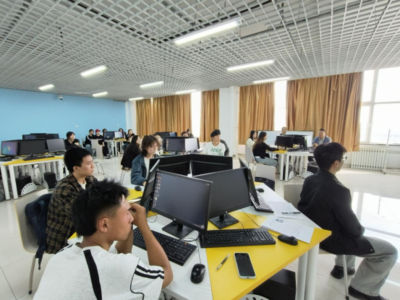 智能科學(xué)學(xué)院人工智能通用技術(shù)微專業(yè)正式開班，賦能計(jì)算機(jī)領(lǐng)域技術(shù)開發(fā)新篇章